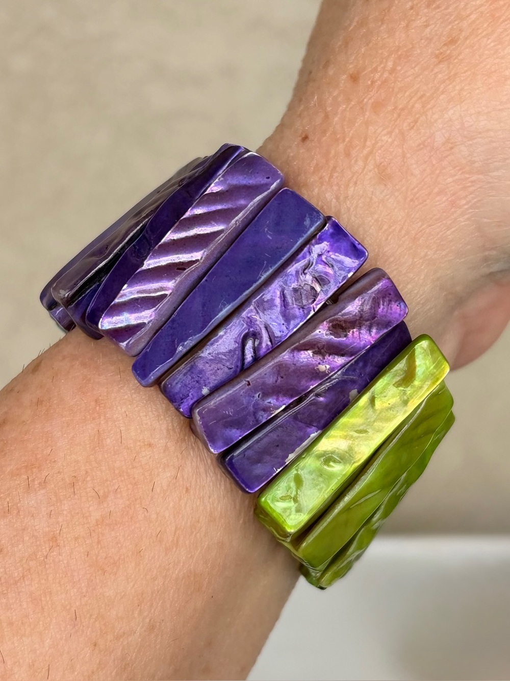 Glowing Multicolored Abalone Stretch Bracelet